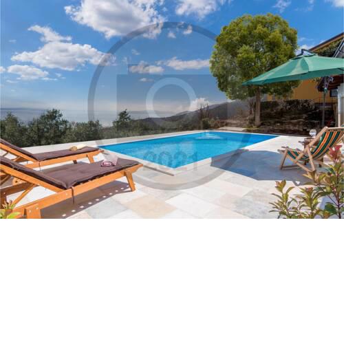 Nice home in Poljane w/ Outdoor swimming pool and 4 Bedrooms
