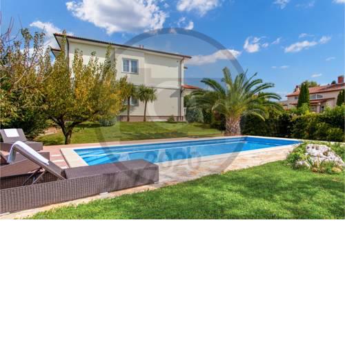 Nice home in Pula w/ Outdoor swimming pool and 4 Bedrooms