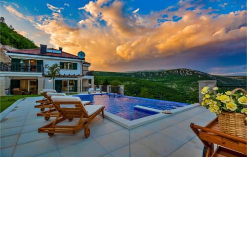 Nice home in Ricice with Outdoor swimming pool, WiFi and Outdoor swimming pool
