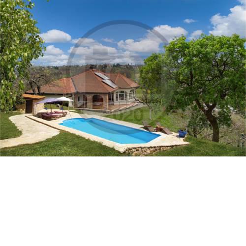 Nice home in Varazdin Breg w/ Outdoor swimming pool, Sauna and 2 Bedrooms