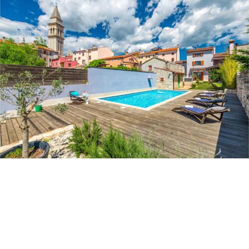 Nice home in Vodnjan w/ Jacuzzi, Sauna and 6 Bedrooms