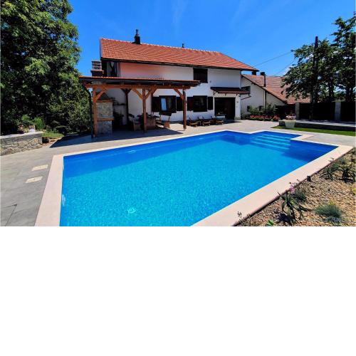 Nice home in Vrbovsko with Sauna and 3 Bedrooms