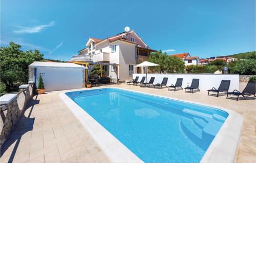 Nine-Bedroom Holiday Home in Tribunj