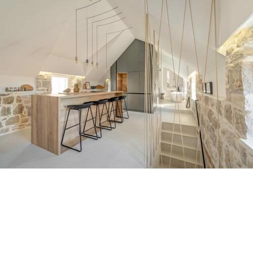 Old town jazzy designer loft