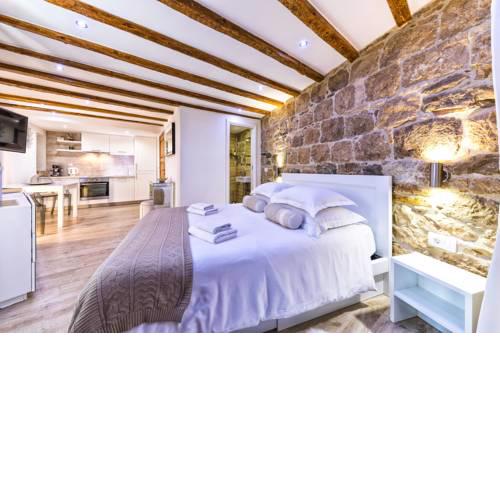 Old Town Pearl Apartment