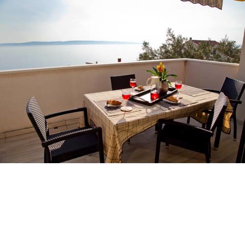 Olive Tree Holiday House with pool