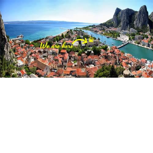 Omis Apartment Sleeps 5 Air Con