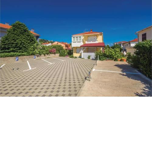 One-Bedroom Apartment in Baska
