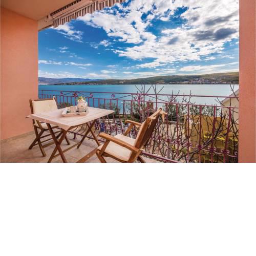One-Bedroom Apartment in Cizici