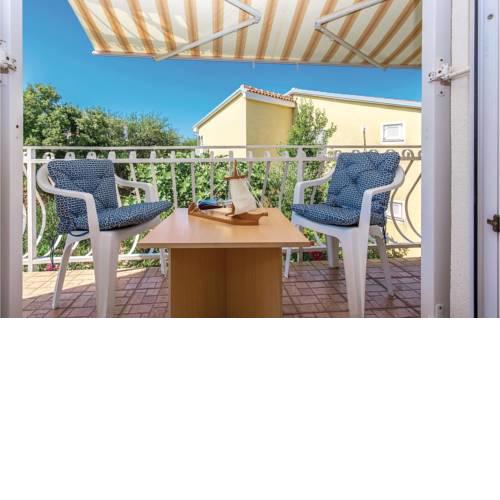 One-Bedroom Apartment in Jadranovo