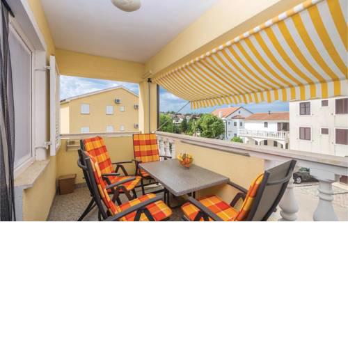 One-Bedroom Apartment in Malinska