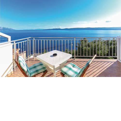 One-Bedroom Apartment in Marusici
