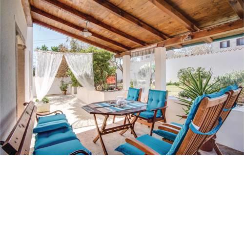 One-Bedroom Apartment in Nerezine