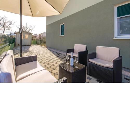 One-Bedroom Apartment in Novalja