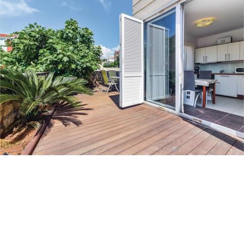 One-Bedroom Apartment in Novalja