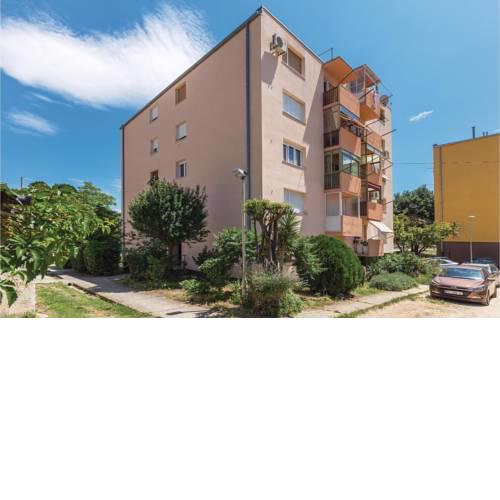One-Bedroom Apartment in Pula