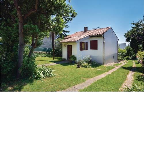 One-Bedroom Apartment in Pula