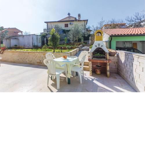 One-Bedroom Apartment in Pula