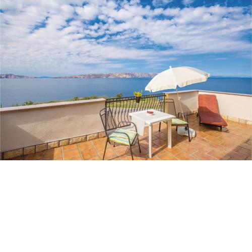 One-Bedroom Apartment in Senj