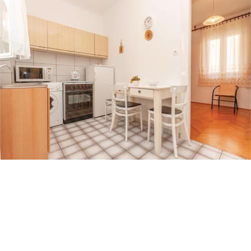 One-Bedroom Apartment in Sibenik