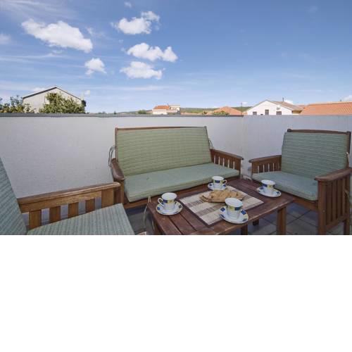 One-Bedroom Apartment in Sukosan I