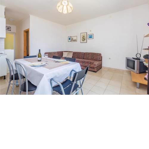 One-Bedroom Apartment in Sv.Juraj