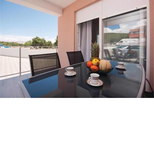 One-Bedroom Apartment in Tribunj