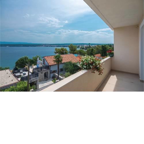 One-Bedroom Apartment in Vantacici