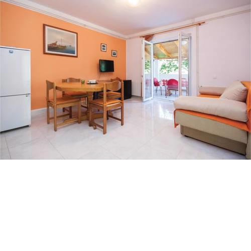 One-Bedroom Apartment in Vodice