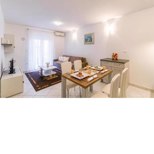 One-Bedroom Apartment in Vodnjan