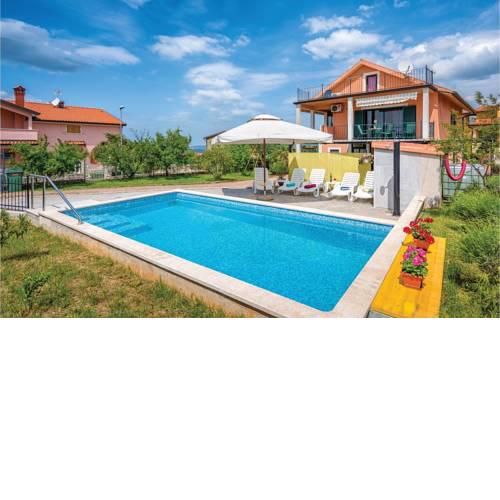 One-Bedroom Apartment Kastel 06