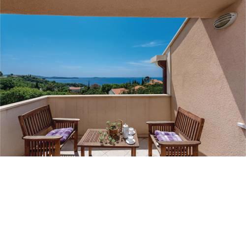 One-Bedroom Apartment Mlini with Sea View 07