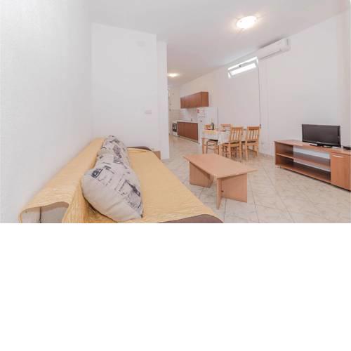 One-Bedroom Apartment Put Grande 01