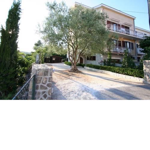 One-Bedroom Apartment Silo near Sea 6