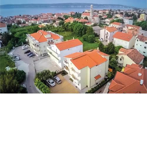 One-Bedroom Apartment with Sea View in Kastel Stari