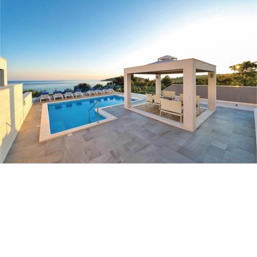 One-Bedroom Apartment with Sea View in Rogoznica
