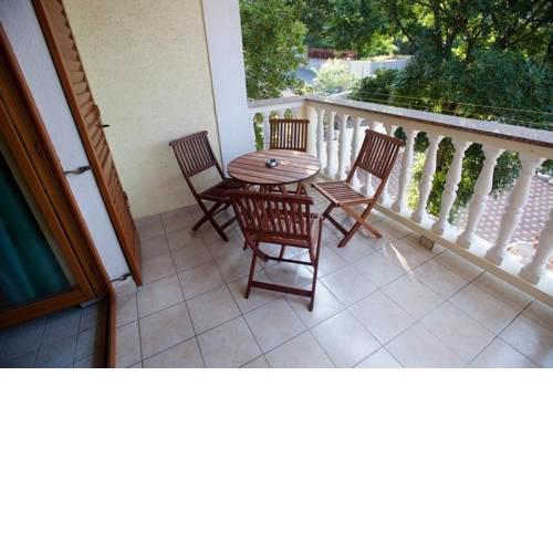 One-bedroom apartment with terrace in Povile 3542-4