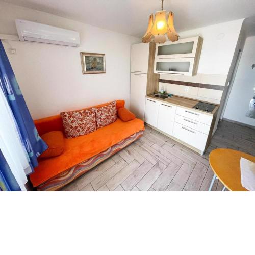 One bedroom appartement with sea view furnished terrace and wifi at Jadranovo
