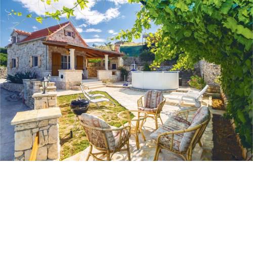 One-Bedroom Holiday Home in Nerezisca