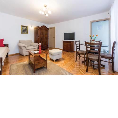One-Bedroom Holiday Home in Novi Vinodolski