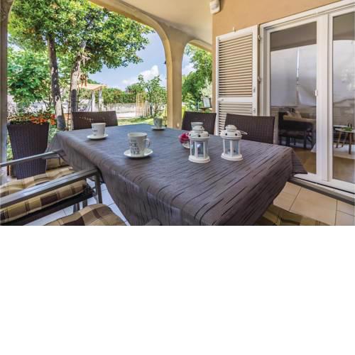 One-Bedroom Holiday Home in Peroj
