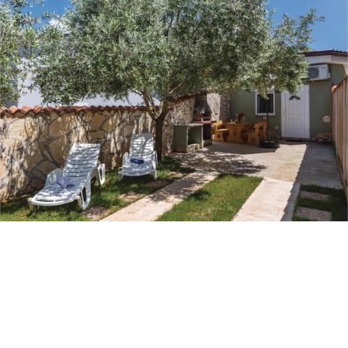 One-Bedroom Holiday Home in Peroj