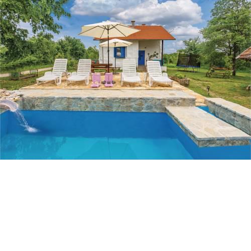 One-Bedroom Holiday Home in Rakovica