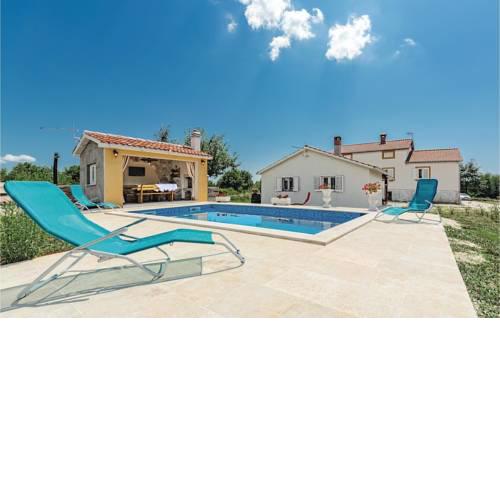 One-Bedroom Holiday Home in Sv.Petar u Sumi
