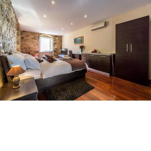 Palace Suites Heritage Hotel
