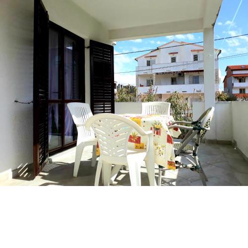 Palit, Rab Island, home sweet home, center close :)