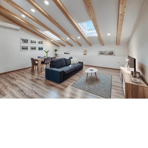 Pasqua Luxury Apartment