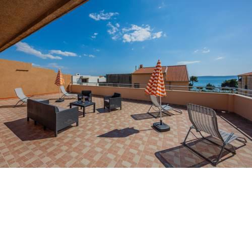 Penthouse - Sea View