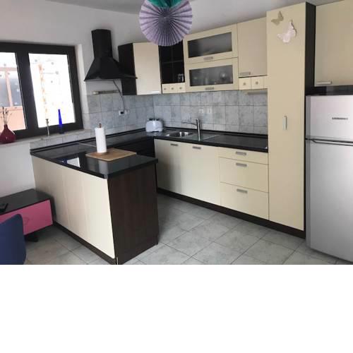 Pine Apartment
