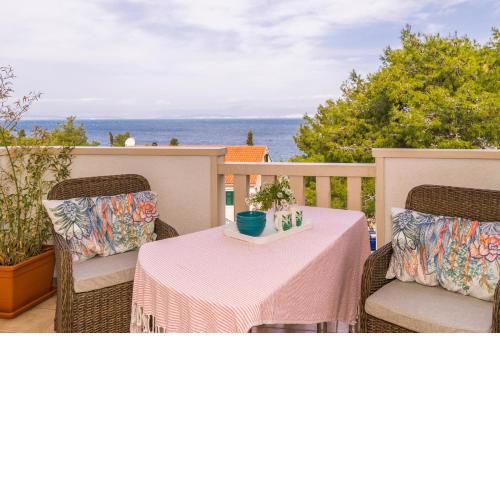 Pirka - apt w terrace & sea view 2 min to beach